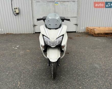 Сузуки Burgman 125, объемом двигателя 0 л и пробегом 1 тыс. км за 2600 $, фото 2 на Automoto.ua