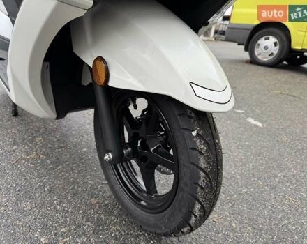 Сузуки Burgman 125, объемом двигателя 0 л и пробегом 1 тыс. км за 2600 $, фото 11 на Automoto.ua