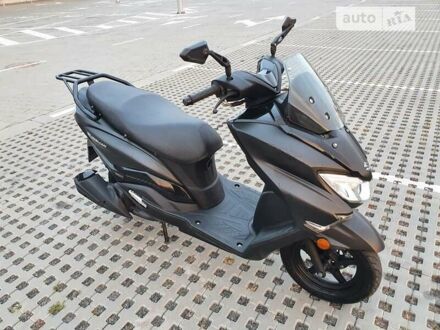 Сузукі Burgman 125 2010 у Києві на Automoto.ua Сузукі Burgman 125, об'ємом двигуна 0 л та пробігом 9 тис. км за 2200 $, фото 1 на Automoto.ua