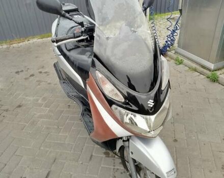 Серый Сузуки Burgman 125, объемом двигателя 0 л и пробегом 24 тыс. км за 590 $, фото 4 на Automoto.ua