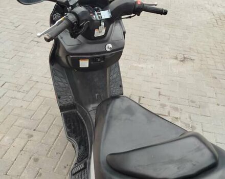 Серый Сузуки Burgman 125, объемом двигателя 0 л и пробегом 24 тыс. км за 590 $, фото 2 на Automoto.ua