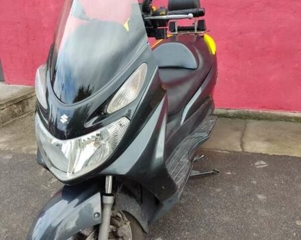 Черный Сузуки Burgman 150, объемом двигателя 0.15 л и пробегом 31 тыс. км за 1500 $, фото 3 на Automoto.ua
