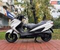 Белый Сузуки Burgman 200, объемом двигателя 0.2 л и пробегом 33 тыс. км за 2300 $, фото 3 на Automoto.ua