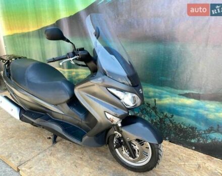 Черный Сузуки Burgman 200, объемом двигателя 0 л и пробегом 43 тыс. км за 2000 $, фото 1 на Automoto.ua