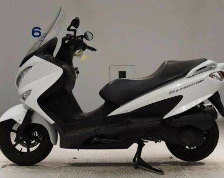Сузуки Burgman 200, объемом двигателя 0.2 л и пробегом 0 тыс. км за 2299 $, фото 1 на Automoto.ua