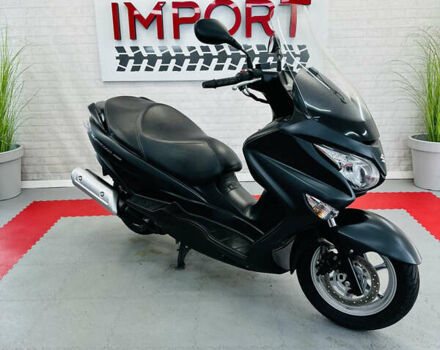 Сірий Сузукі Burgman 200, об'ємом двигуна 0.2 л та пробігом 29 тис. км за 2400 $, фото 5 на Automoto.ua