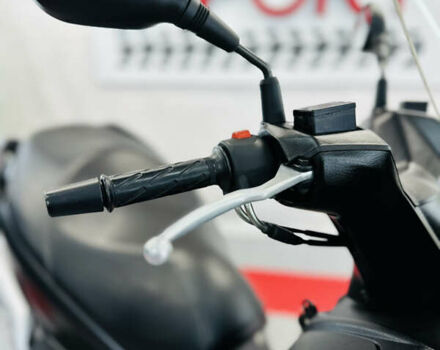 Сірий Сузукі Burgman 200, об'ємом двигуна 0.2 л та пробігом 29 тис. км за 2400 $, фото 28 на Automoto.ua