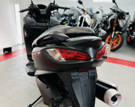 Сірий Сузукі Burgman 200, об'ємом двигуна 0.2 л та пробігом 29 тис. км за 2400 $, фото 13 на Automoto.ua