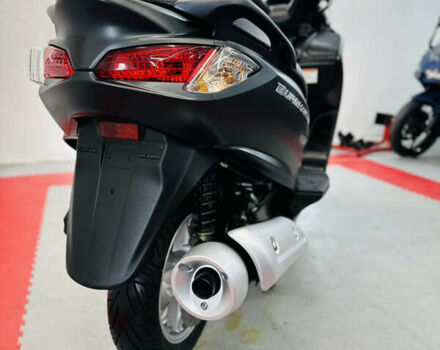 Сірий Сузукі Burgman 200, об'ємом двигуна 0.2 л та пробігом 29 тис. км за 2400 $, фото 7 на Automoto.ua