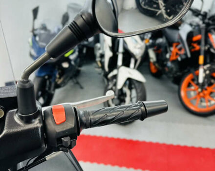 Сірий Сузукі Burgman 200, об'ємом двигуна 0.2 л та пробігом 29 тис. км за 2400 $, фото 25 на Automoto.ua