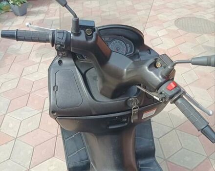 Сірий Сузукі Burgman 200, об'ємом двигуна 0 л та пробігом 29 тис. км за 2600 $, фото 8 на Automoto.ua