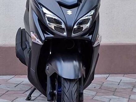 Сузукі Burgman 400 2023 у Дніпро (Дніпропетровську) на Automoto.ua Чорний Сузукі Burgman 400, об'ємом двигуна 0.4 л та пробігом 34 тис. км за 4900 $, фото 1 на Automoto.ua
