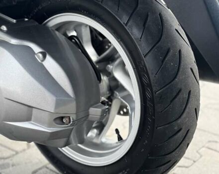 Красный Сузуки Burgman 400, объемом двигателя 0.4 л и пробегом 26 тыс. км за 3499 $, фото 19 на Automoto.ua