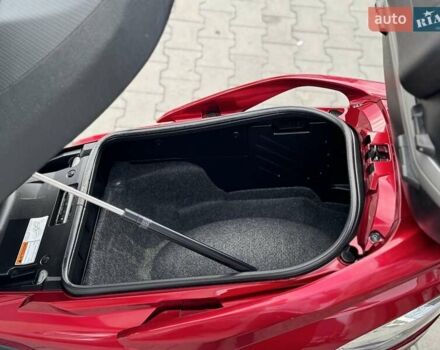 Красный Сузуки Burgman 400, объемом двигателя 0.4 л и пробегом 26 тыс. км за 3499 $, фото 27 на Automoto.ua