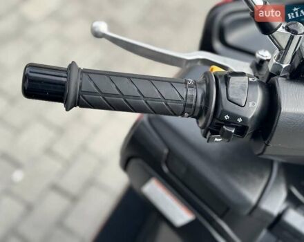 Красный Сузуки Burgman 400, объемом двигателя 0.4 л и пробегом 26 тыс. км за 3499 $, фото 21 на Automoto.ua