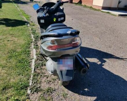 Сузукі Burgman 400, об'ємом двигуна 0 л та пробігом 36 тис. км за 2300 $, фото 3 на Automoto.ua