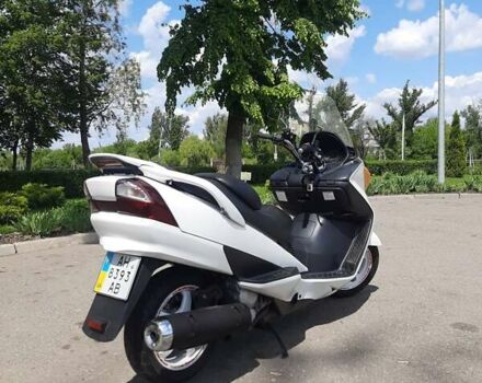 Сузуки Burgman 400, объемом двигателя 0 л и пробегом 40 тыс. км за 1900 $, фото 8 на Automoto.ua