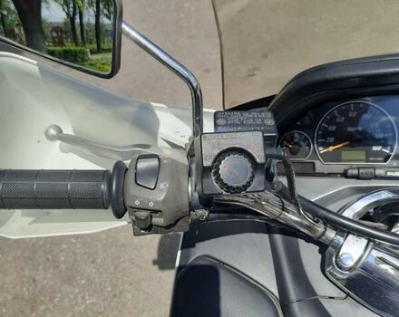 Сузуки Burgman 400, объемом двигателя 0 л и пробегом 40 тыс. км за 1900 $, фото 16 на Automoto.ua