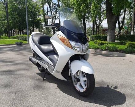 Сузуки Burgman 400, объемом двигателя 0 л и пробегом 40 тыс. км за 1900 $, фото 6 на Automoto.ua
