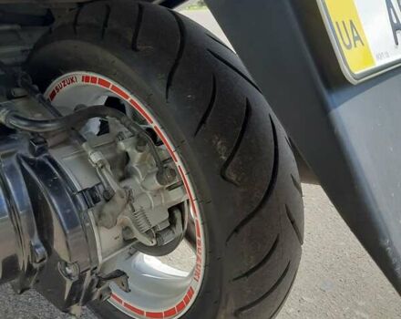 Сузуки Burgman 400, объемом двигателя 0 л и пробегом 40 тыс. км за 1900 $, фото 18 на Automoto.ua