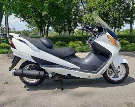 Сузуки Burgman 400, объемом двигателя 0 л и пробегом 40 тыс. км за 1900 $, фото 10 на Automoto.ua