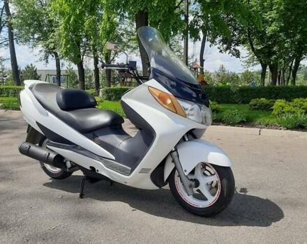 Сузуки Burgman 400, объемом двигателя 0 л и пробегом 40 тыс. км за 1900 $, фото 5 на Automoto.ua