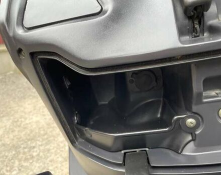 Синій Сузукі Burgman 400, об'ємом двигуна 0.4 л та пробігом 60 тис. км за 1999 $, фото 9 на Automoto.ua