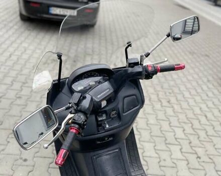 Синий Сузуки Burgman 400, объемом двигателя 0 л и пробегом 70 тыс. км за 2000 $, фото 5 на Automoto.ua