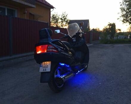 Синій Сузукі Burgman 400, об'ємом двигуна 0.4 л та пробігом 60 тис. км за 1999 $, фото 11 на Automoto.ua