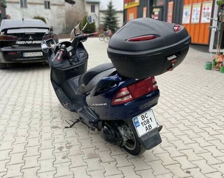 Синий Сузуки Burgman 400, объемом двигателя 0 л и пробегом 70 тыс. км за 2000 $, фото 3 на Automoto.ua