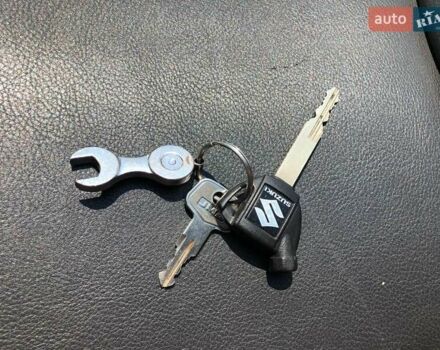 Белый Сузуки Burgman AN 650, объемом двигателя 0.6 л и пробегом 52 тыс. км за 3200 $, фото 15 на Automoto.ua