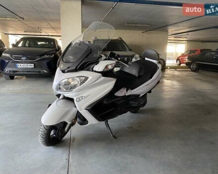 Білий Сузукі Burgman AN 650, об'ємом двигуна 0.64 л та пробігом 9 тис. км за 9500 $, фото 2 на Automoto.ua