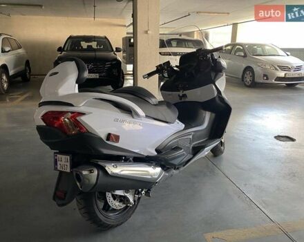 Білий Сузукі Burgman AN 650, об'ємом двигуна 0.64 л та пробігом 9 тис. км за 9500 $, фото 1 на Automoto.ua