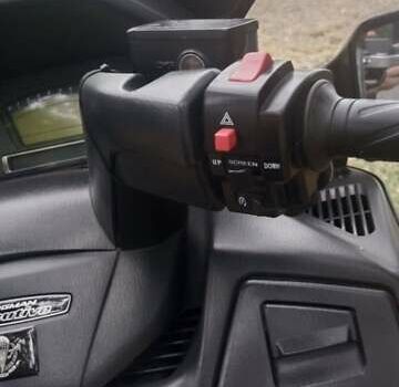 Сузуки Burgman AN 650, объемом двигателя 0 л и пробегом 14 тыс. км за 1550 $, фото 1 на Automoto.ua