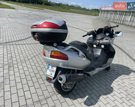 Сірий Сузукі Burgman AN 650, об'ємом двигуна 0.65 л та пробігом 65 тис. км за 4000 $, фото 6 на Automoto.ua