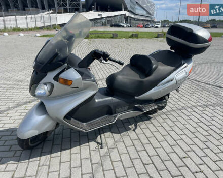 Сірий Сузукі Burgman AN 650, об'ємом двигуна 0.65 л та пробігом 65 тис. км за 4000 $, фото 1 на Automoto.ua