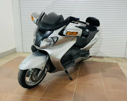 Сірий Сузукі Burgman AN 650, об'ємом двигуна 0.65 л та пробігом 44 тис. км за 4000 $, фото 4 на Automoto.ua