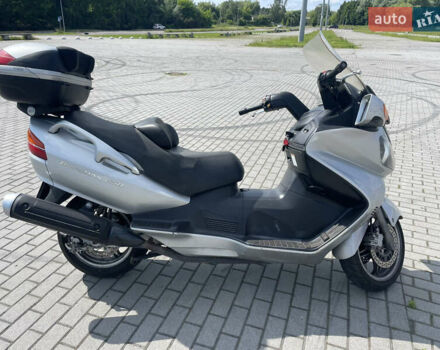 Сірий Сузукі Burgman AN 650, об'ємом двигуна 0.65 л та пробігом 65 тис. км за 4000 $, фото 4 на Automoto.ua