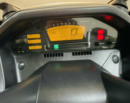 Сірий Сузукі Burgman AN 650, об'ємом двигуна 0.65 л та пробігом 44 тис. км за 4000 $, фото 22 на Automoto.ua