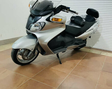 Сірий Сузукі Burgman AN 650, об'ємом двигуна 0.65 л та пробігом 44 тис. км за 4000 $, фото 17 на Automoto.ua