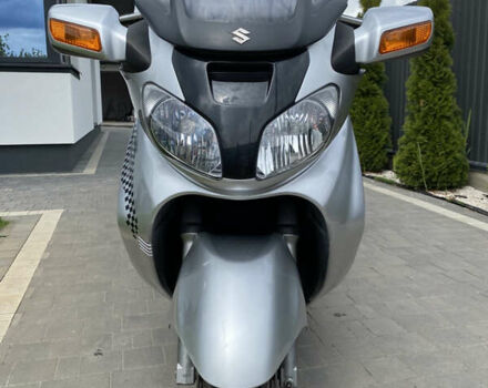 Серый Сузуки Burgman AN 650, объемом двигателя 0.65 л и пробегом 53 тыс. км за 2900 $, фото 2 на Automoto.ua