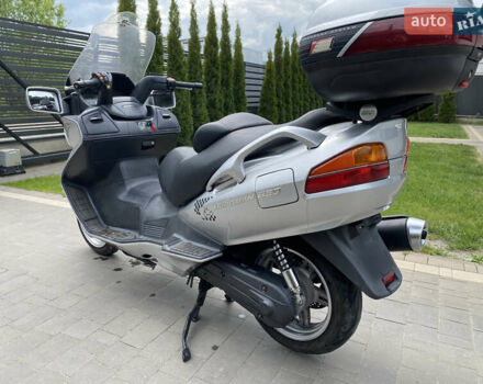Серый Сузуки Burgman AN 650, объемом двигателя 0.65 л и пробегом 53 тыс. км за 2900 $, фото 6 на Automoto.ua