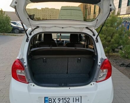 Белый Сузуки Celerio, объемом двигателя 1 л и пробегом 51 тыс. км за 8700 $, фото 25 на Automoto.ua