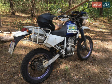 Сузуки Djebel 250XC 2001 в Виннице на Automoto.ua Белый Сузуки Djebel 250XC, объемом двигателя 0.25 л и пробегом 40 тыс. км за 3000 $, фото 1 на Automoto.ua