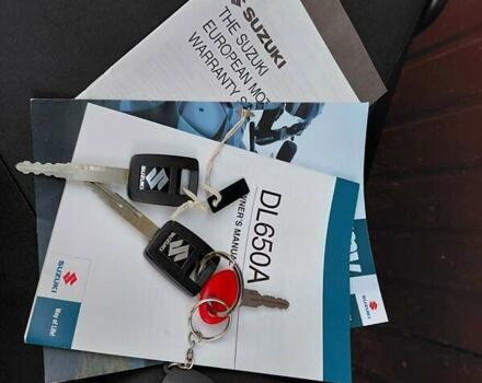 Червоний Сузукі DL 650, об'ємом двигуна 0.65 л та пробігом 38 тис. км за 6999 $, фото 11 на Automoto.ua