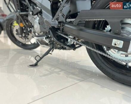 Сузуки DL 650, объемом двигателя 0.65 л и пробегом 1 тыс. км за 10352 $, фото 18 на Automoto.ua