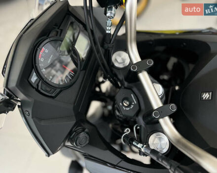 Сузуки DL 650, объемом двигателя 0.65 л и пробегом 1 тыс. км за 10352 $, фото 6 на Automoto.ua