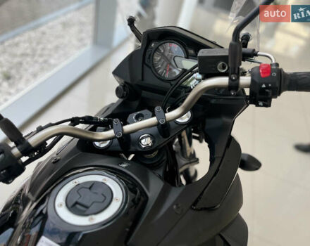 Сузуки DL 650, объемом двигателя 0.65 л и пробегом 1 тыс. км за 10352 $, фото 10 на Automoto.ua