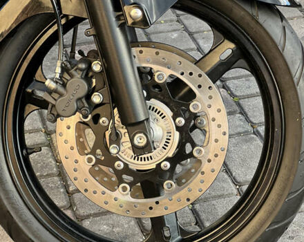 Серый Сузуки DL 650, объемом двигателя 0.65 л и пробегом 32 тыс. км за 5750 $, фото 3 на Automoto.ua