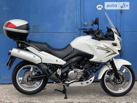 Сузукі DL 650A 2011 у Рівному на Automoto.ua Білий Сузукі DL 650A, об'ємом двигуна 0.65 л та пробігом 29 тис. км за 6199 $, фото 1 на Automoto.ua